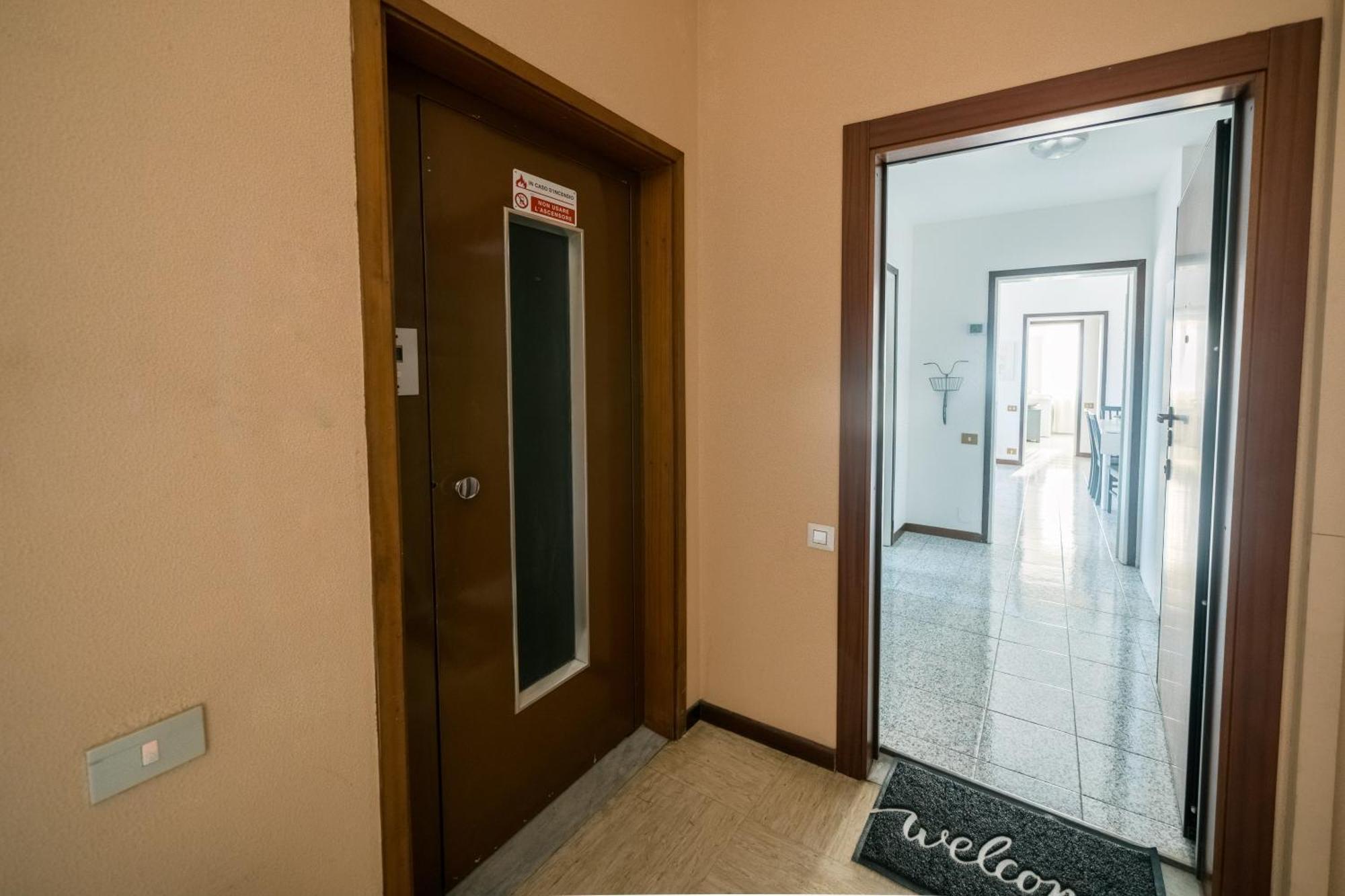 Como Bike & Family Apartment Esterno foto